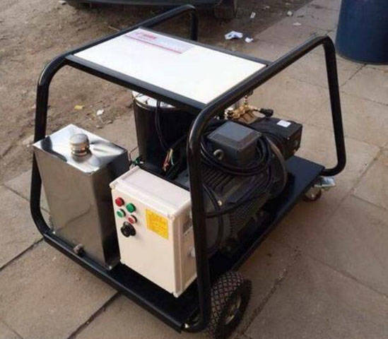 高壓沖洗機(jī) 高壓沖洗機(jī)